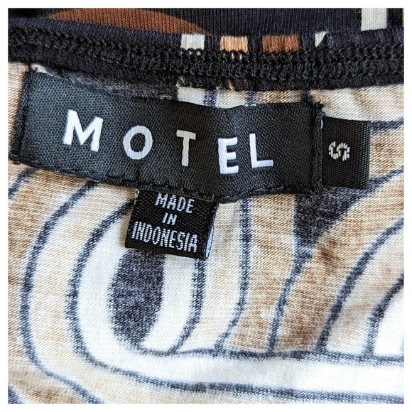 MOTEL Retro Print Low Back Mini Dress Size S - Picture 8 of 9